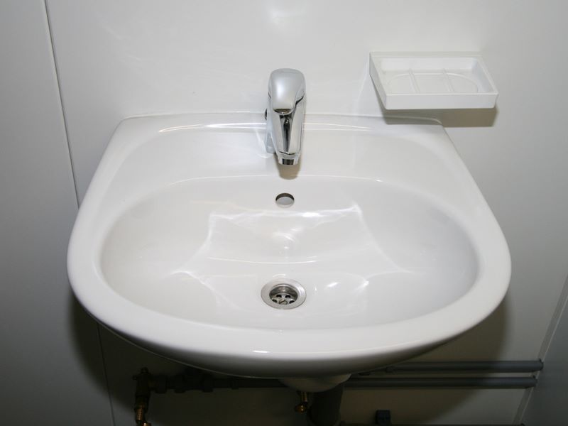 Wash hand basin