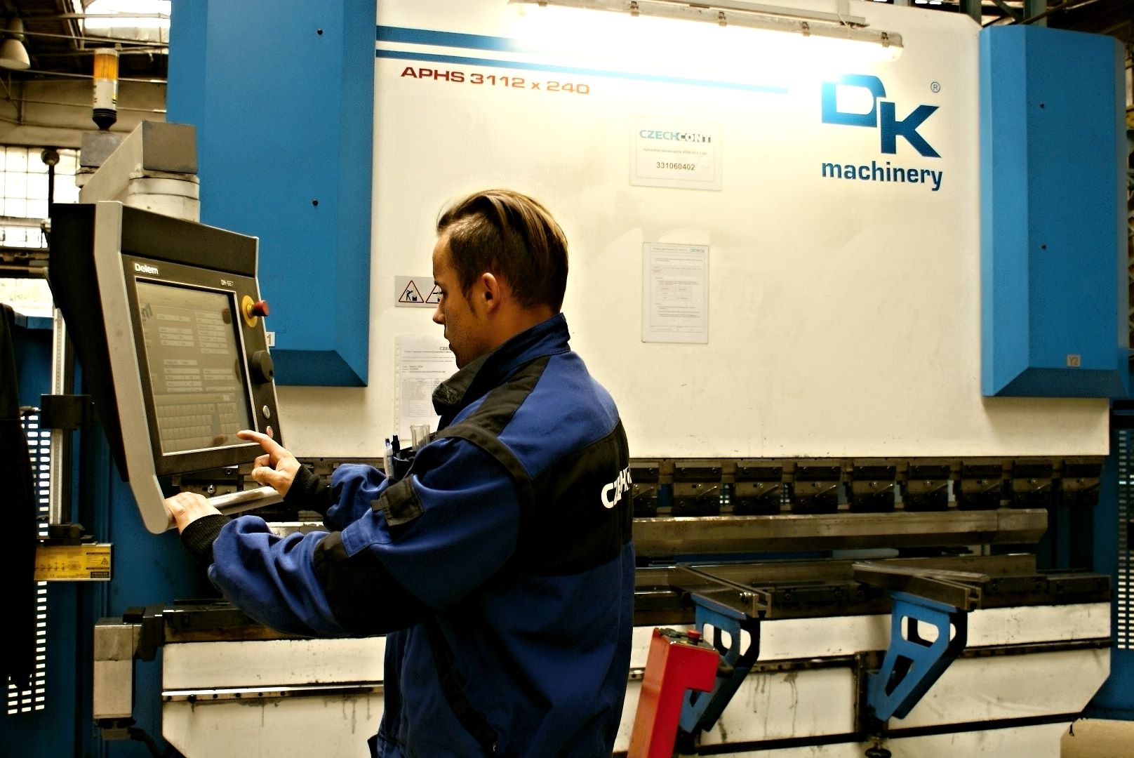 Komponenten-Produktion CZECH-CONT (2)
